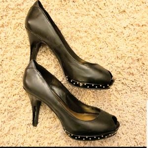 👌Reba black studded heels👌